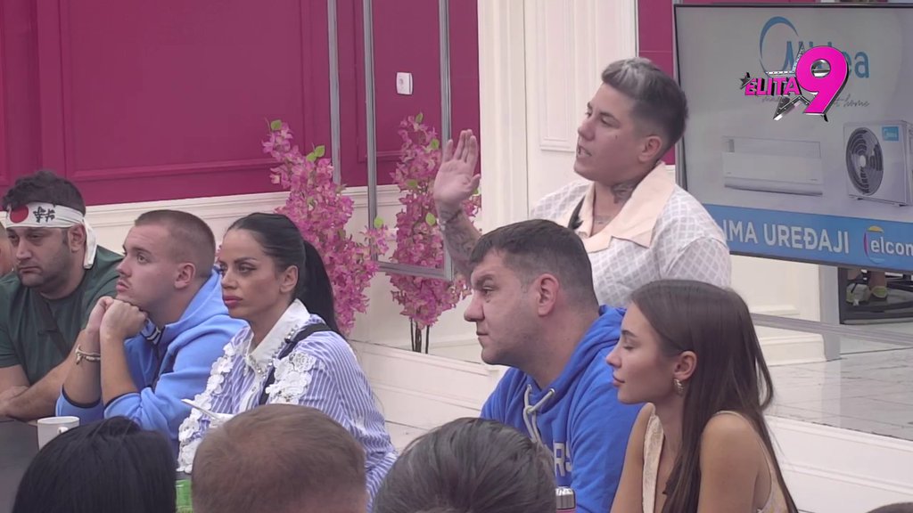 DOŠLO I NJEGOVIH PET MINUTA: Anđelo likuje kao nikad do sad, dao sve od sebe da ponizi Matoru ! (VIDEO)