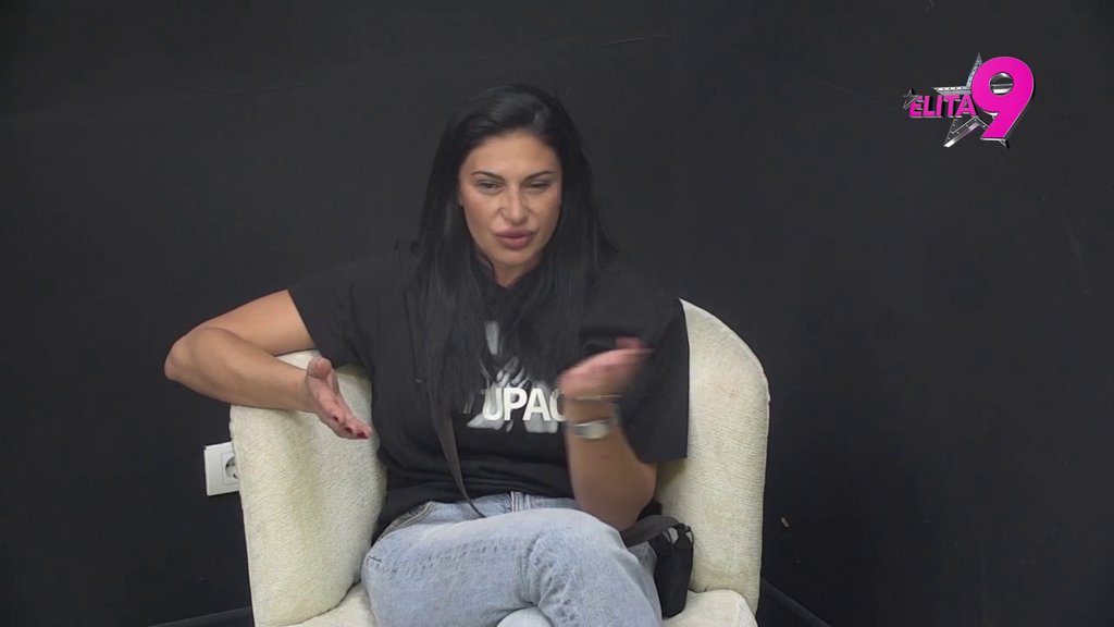 KAO DVA IDIOTA: Jakšićka oblatila Asmina i Maju, pa otkrila da bi se DRUŽILA sa Kačavendom! (VIDEO)