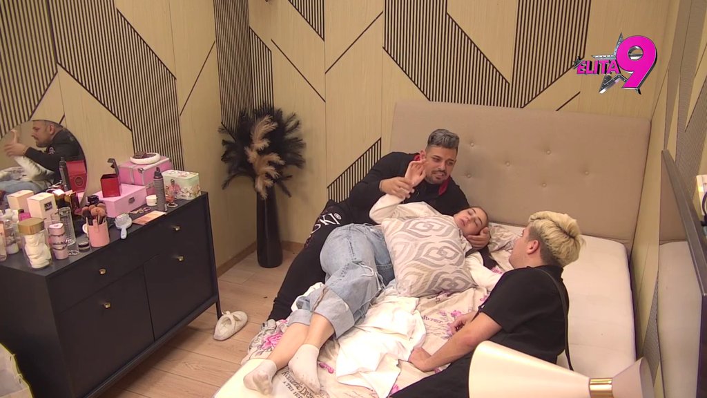 Volim da me devojke ponižavaju: Uroš nastavlja da provocira Boru i Anastasiju, nikako nemaju mira! (VIDEO)