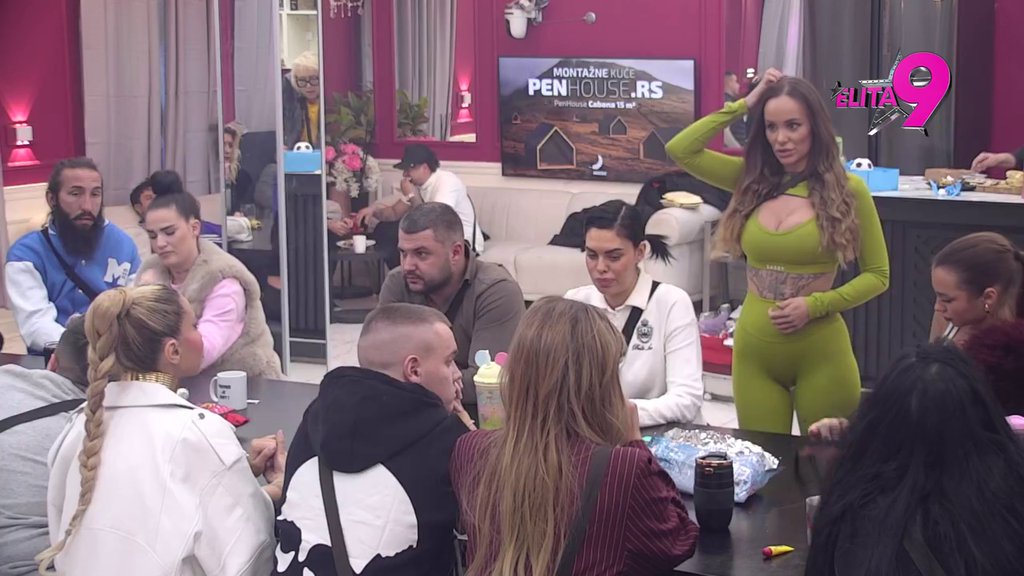 Klasična bauštelčina primitivna: Teodora pokušala da vrati Asminu milo za drago, Sofija dala svoj sud o njemu i Aneli (VIDEO)