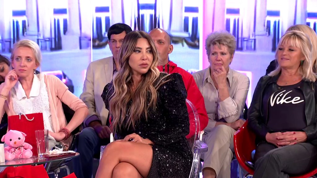 AU! Luka rešio da zažmuri na Anelinu prošlost, pa zadala najžešći udarac Asminu Alibabi: Nora ga ne voli... (VIDEO)