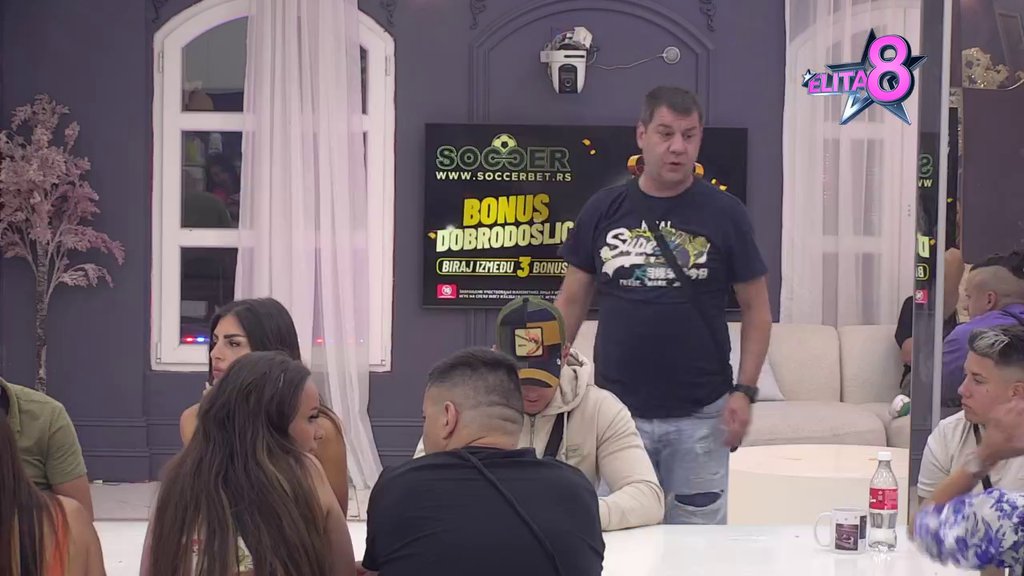 KAMERE SU MOJA OKA DVA: Anđela podgrejala sumnje da je Gastoz bacio oko na drugu devojku, on najavio ozbiljan razgovor! (VIDEO)