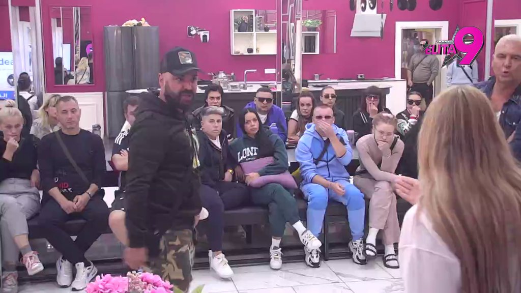SRAM TE BILO, KLOŠARKO JEDNA: Luka rešio da otkrije pravu istinu o vezi sa Aneli, otvorio PANDORINU KUTIJU: VREĐALA SI MI MAJKU, UPLAKAN SAM... (VIDEO)