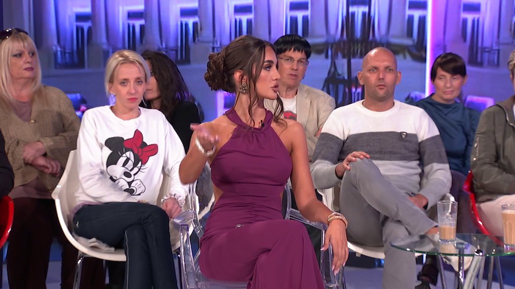 Ja sam za svoje grehe odgovarala, a ona je nemoćna: Sofija pokušala sve greške da prebaci na Anđelu, ona joj brže-bolje zapušila usta! (VIDEO)