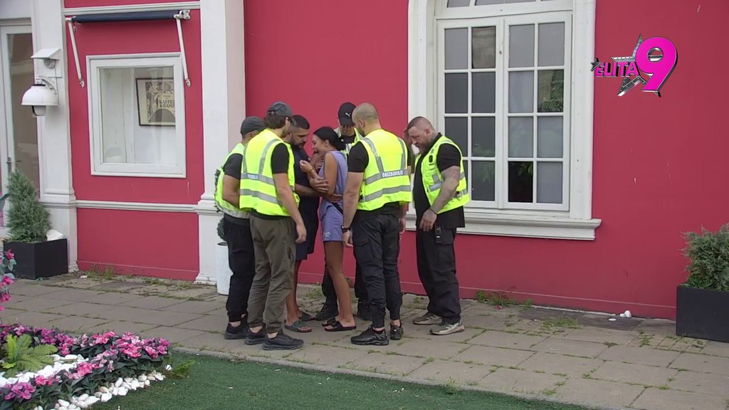 MAJA GLAVOM LOMI STAKLA! Asmin joj dao šut-kartu: Neću da budem s niskomoralnim osobama (VIDEO)