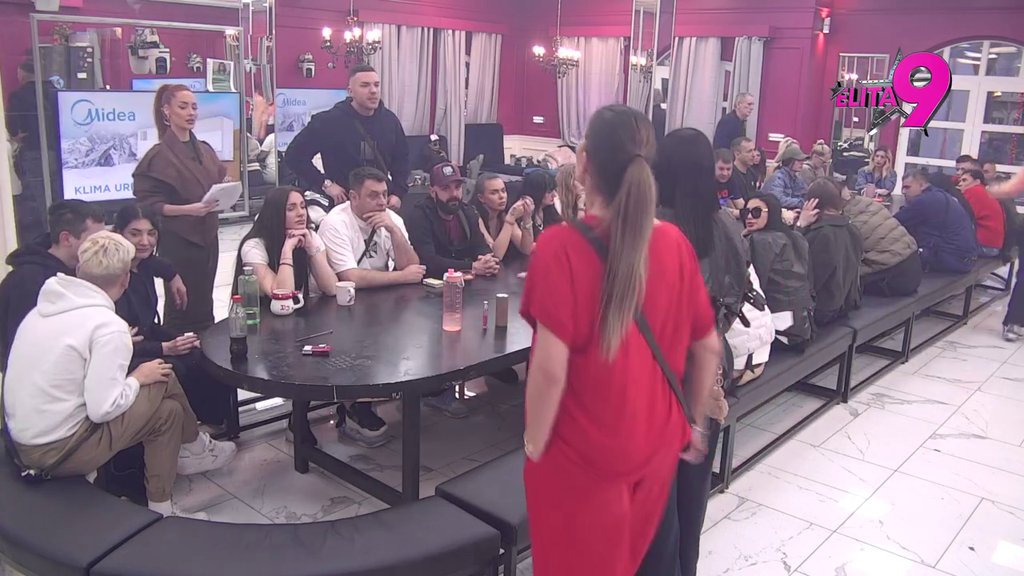 STALA NA NJENU STRANU: Vanja Živić osudila Anđela jer je slao Mileni EKSPLICITNE poruke, on joj odbrusio! (VIDEO)