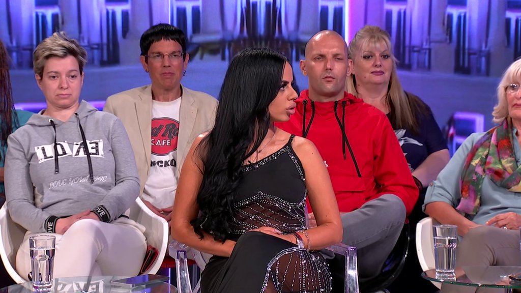 SREĆNA SAM U OVOM ODNOSU: Dragana rešila da sluša svoje srce uprkos APELU porodice, otkrila da li su prihvatili Matoru (VIDEO)