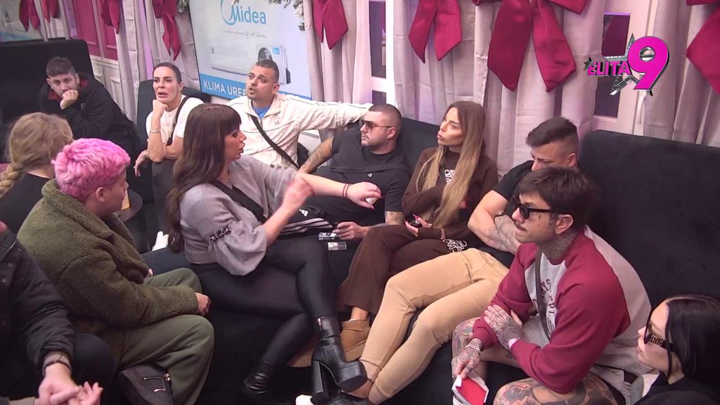 Dobićeš da čistiš kante: Filipu pala roletna, žestoko zaratio sa Urošem Stanićem i za sve okrivio Boru! (VIDEO)