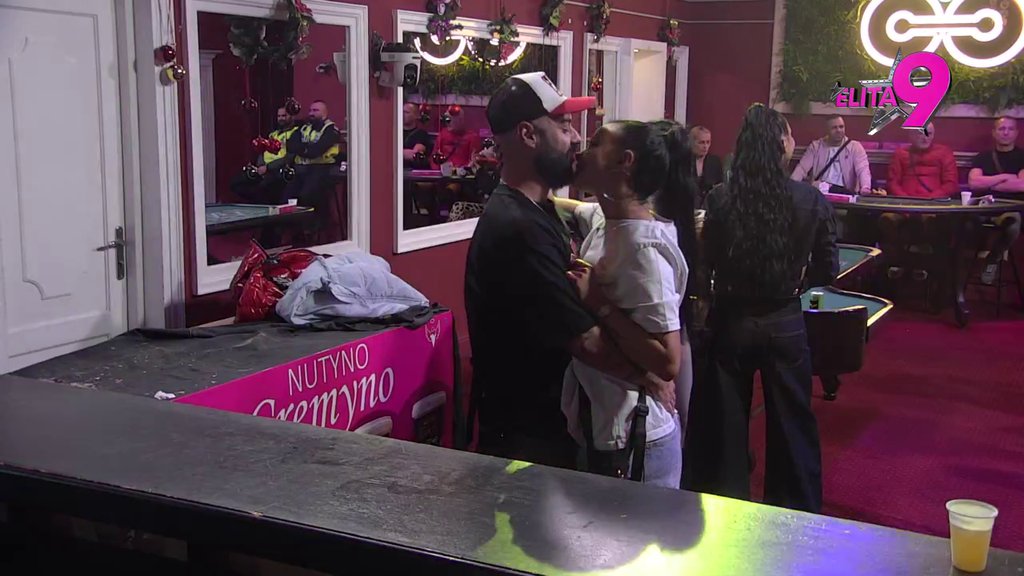 Definicija zaljubljenosti je kad... Luka uveren da je Anita odlepila za njim! (VIDEO)