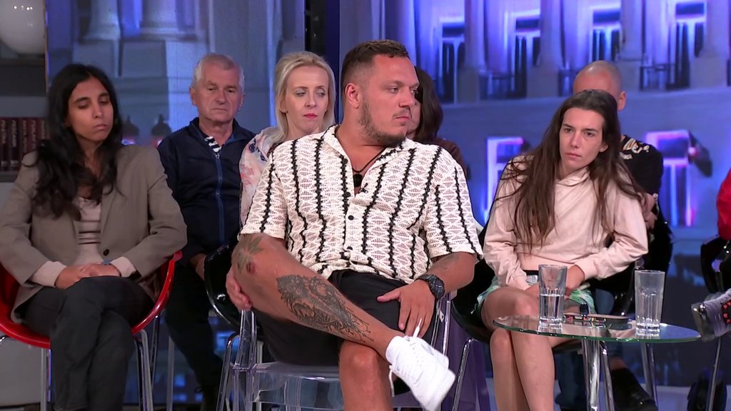 TREBA DA ŠUTNEM DEVOJKU? Gastoz progovorio o intimnim klipovima Anđele Đuričić, pa pomenuo Pavla Jovanovića: PROVERILI SMO I... (VIDEO)