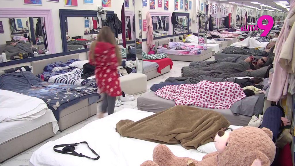 OVO SE NIKAD NIJE DESILO U ELITI! Niko od učesnika ne diže glavu, a evo i zašto! (VIDEO)