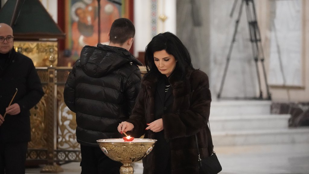 'ŽIVIŠ I ŽIVEĆEŠ VEČNO' Poslednja fotografija Olivera Ivanovića sa sinom: Nastala dan pre ubistva, Milena napisala bolne reči (FOTO)