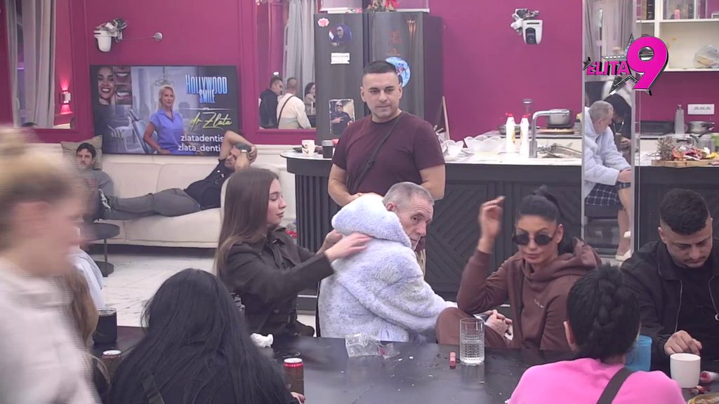 Je l' si ti zaljubljen u Anđela? Aneli skočila kao oparena na Bebicu i urnisala ga prozivkama! (VIDEO)