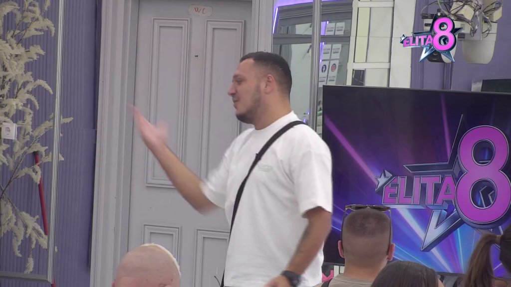 ČISTI PLAŽE, MUZIKA NIJE ZA TEBE! Gastoz opleo po Mićinoj karijeri, on mu odbrusio: ŽIVOT TI JE PROPAO! (VIDEO)