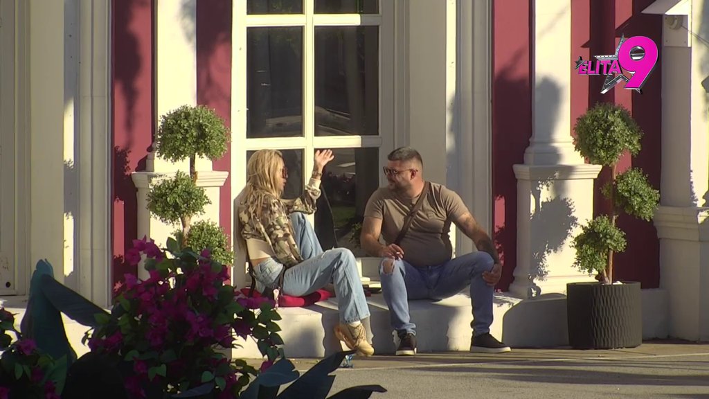 JEDVA ČEKAM DA VIDIŠ I DA ZAGRLIŠ NORU! Aneli i Asmin seli kao ljudi i popričali, pa zakopali ratne sekire! (VIDEO)