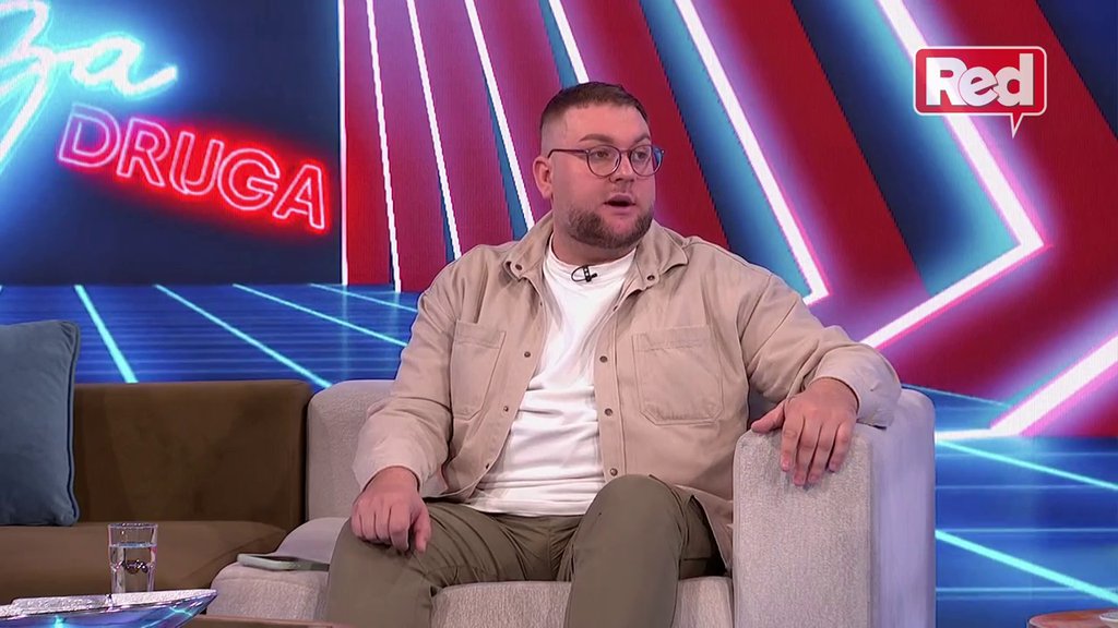 Drugi bi na njenom mestu grebali na kapiju: Bivši rijaliti učesnici stali u Kačavendinu odbranu, žestoko urnisali Sofiju