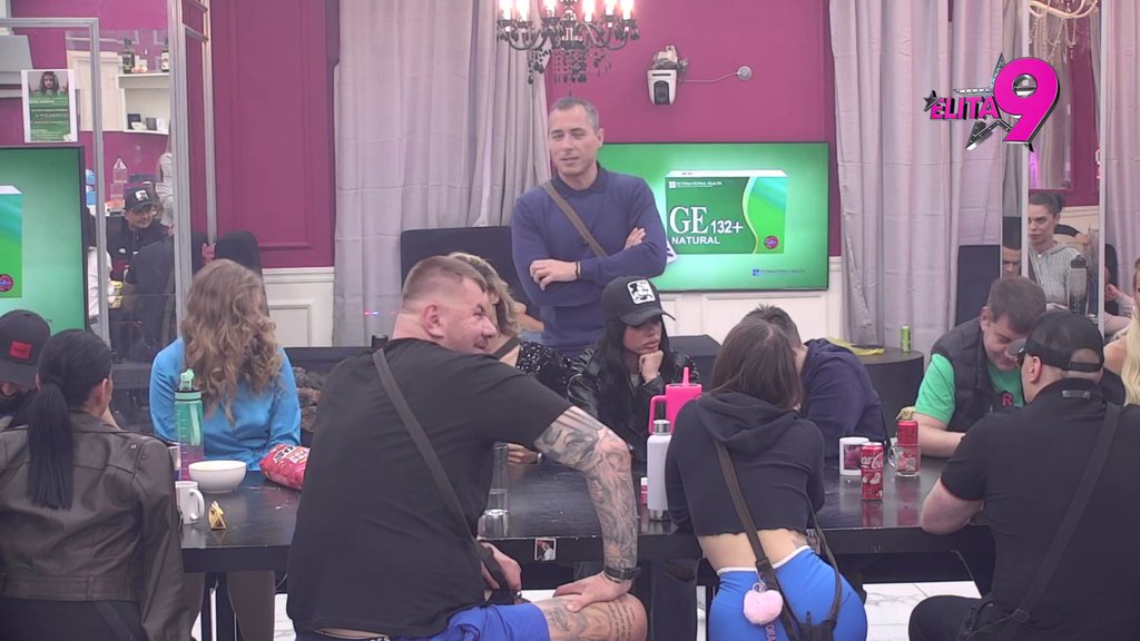 Najviše je blate oni koji su je branili: Lepi Mića postao životni zaštitnik Aneli Ahmić, Miki joj dao savet zlata vredan! (VIDEO)