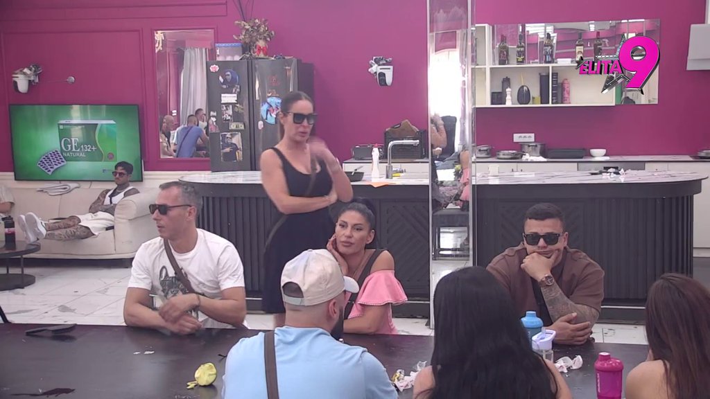 Kačavenda UPALILA NITRO! Anhelito, neka ti iz Majamija pošalju KOSMODISK, Janjuše, nisam znala da je KAMAGRA LEGALNA! (VIDEO)