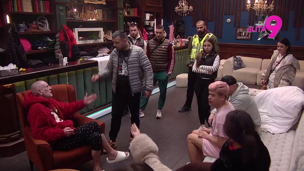 Puče tikva: Bora i Anastasija urliču jedno na drugo, priče o veloj ljubavi pale u vodu! (VIDEO)