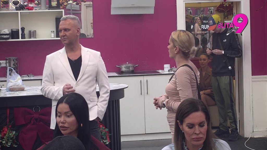 Obezbeđenje uletelo munjevitom brzinom: Bora totalno podivljao, izvređao i polio advokaticu kao nikad (VIDEO)