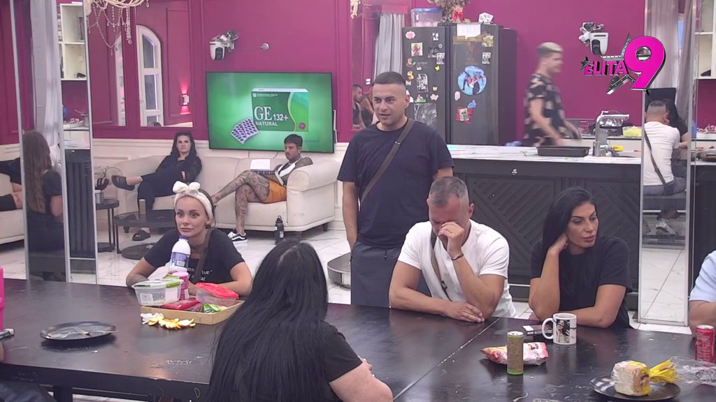 Bebica danas rešio da zakuca Aneli za dno: Pre samo nekoliko dana ga je pitala o kolima koje je Sita zaplenila, a onda prodala! (VIDEO)