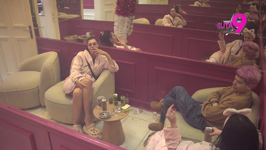 Otvorila dušu: Mina priznala koliko uživa sa Viktorom, Uroš ne veruje u njihovu ljubav! (VIDEO)