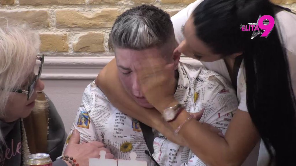 RONI SUZE KAO NIKADA: Matora ne dolazi sebi zbog čestitke: Moj tata nikad nije podržavao moje veze, a sad je Dragani ponudio našu slavu (VIDEO)