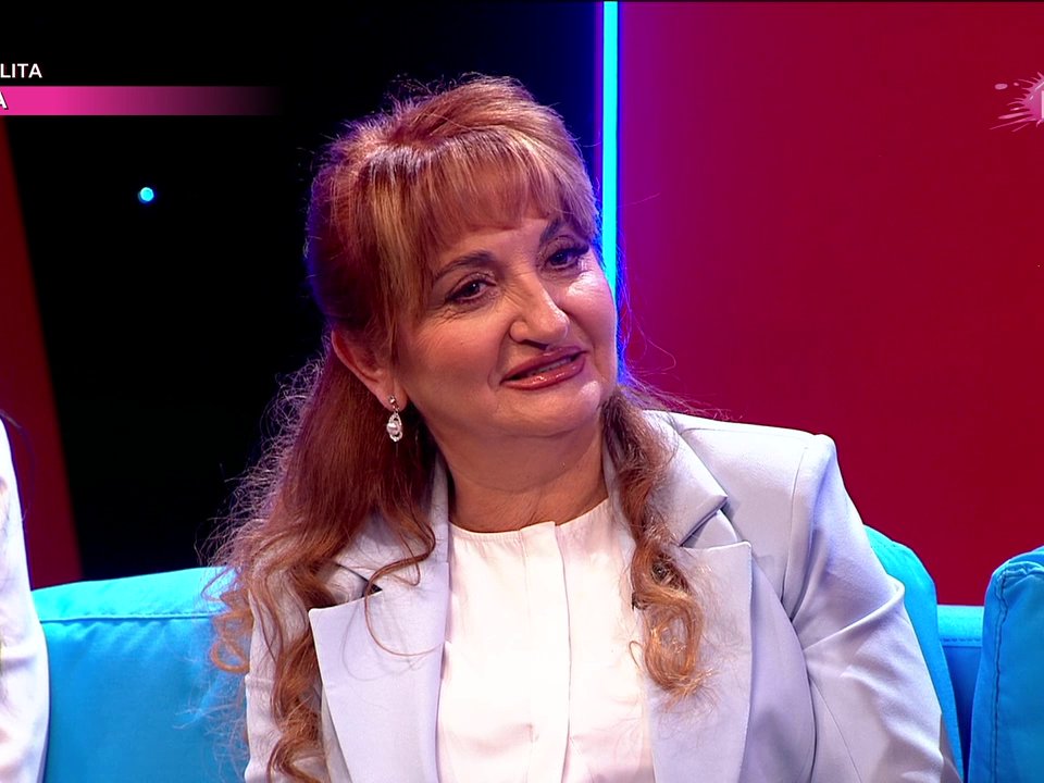 Uživo na Pinku: Mama Džehva stigla u Elitu da zavede red, takmičari se neće dobro provesti (VIDEO)