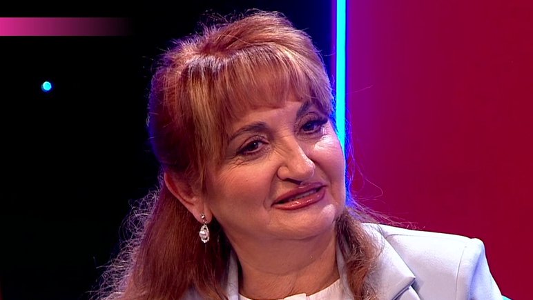 Uživo na Pinku: Mama Džehva stigla u Elitu da zavede red, takmičari se neće dobro provesti