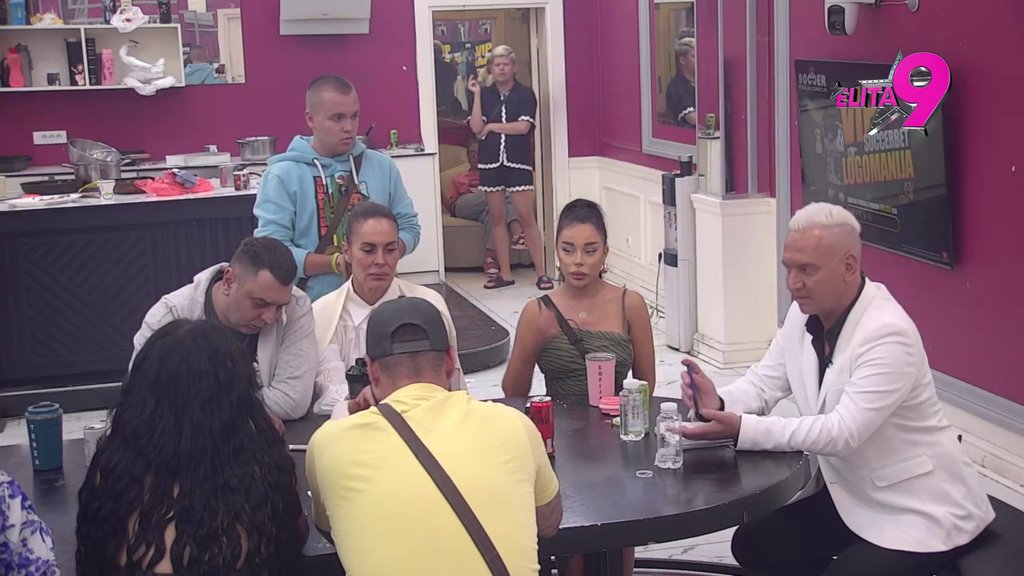 Zaplakao pa opleo! Luka sa knedlom u grlu progovorio o odnosu sa Anitom, Uroš repetirao vređalicu: Anđelo joj je bio opsesija, imala je žal za njim (VIDEO)