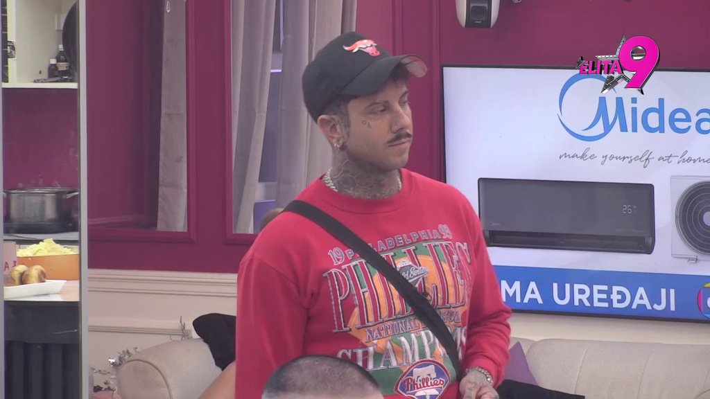 Ne može da odgovara za svoja dela: Anita se pobunila na kritike gledalaca, pa napustila emisiju! (VIDEO)