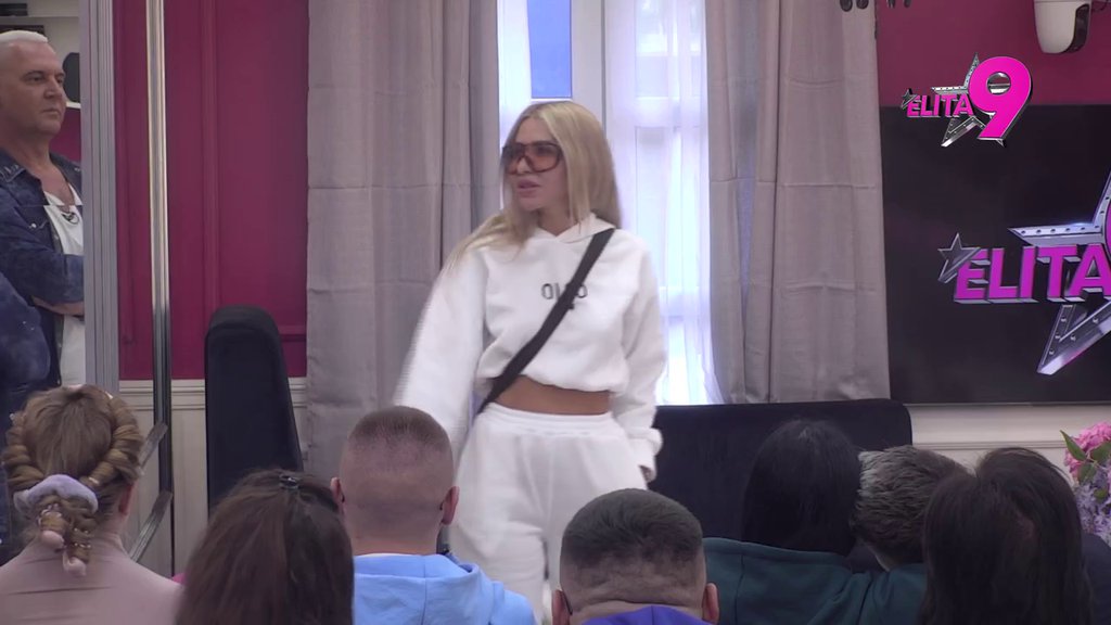 PONELA SI JANJUŠEV LANČIĆ?! Luka ostao zatečen saznanjem da je Aneli sa sobom ponela uspomene od bivšeg, pa rešio da progovori: ŽELIŠ LI DA... (VIDEO)