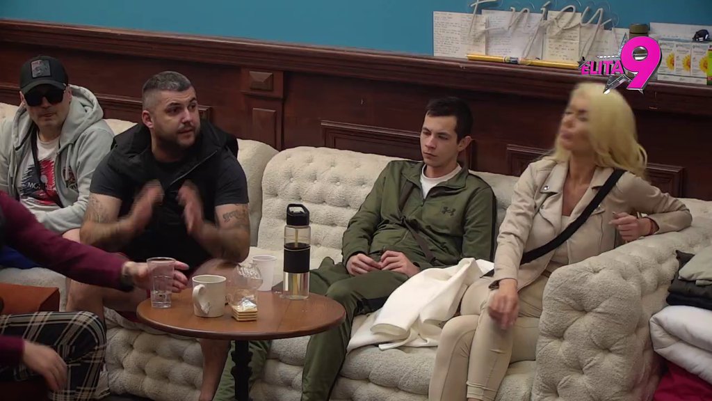 Osporavaju je i omalovažavaju: Anđelo pružio punu podršku Aneli Ahmić, priznao koliko je takmičara mrzi! (VIDEO)