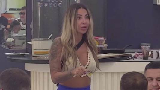 Ponašao se kao da sam mu neka K**VA: Aneli rešila da ne ćuti, raskrinkala Luku pred svima, a onda je Bebica udario po Anđeli i Gastozu (VIDEO)