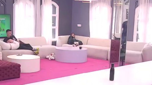 Idi počisti sp*rmu ispred izolacije: Ena Čolić nikad brutalnije isponižavala Anđelu, sledi karambol! (VIDEO)