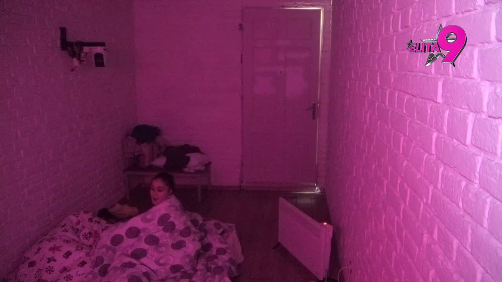 KAKO TE NIJE SRAMOTA: Anastasija zapenila na Sandru zbog vrele akcije sa Đukićem, ulsedio ŠOK ODGOVOR Todićeve (VIDEO)