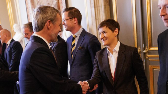‘VELIKA MI JE ČAST’ Brnabić gošća kralja Danske Frederika Desetog: Hvala Vam na srdačnom gostoprimstvu i divnom prijemu (FOTO)