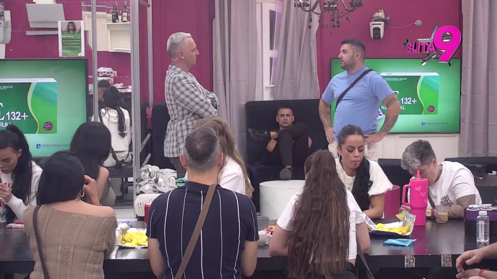 Pokazala svoje pravo lice! Aneli udarila Staniji na majčinstvo, Asmin pokušava da se iskobelja: Stidim se i jedne i druge (VIDEO)