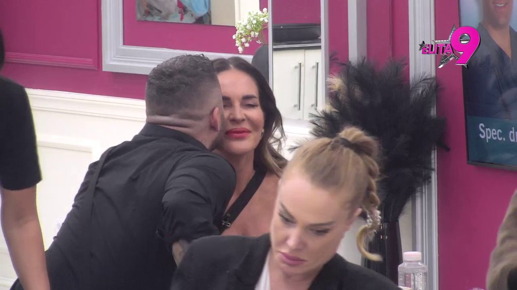 Trese se Bela kuća: Alibaba skočio na Zoricu, ona u nikad brutalnijem ratu sa Kačavendom! Pljušte uvrede kao nikad do sad (VIDEO)