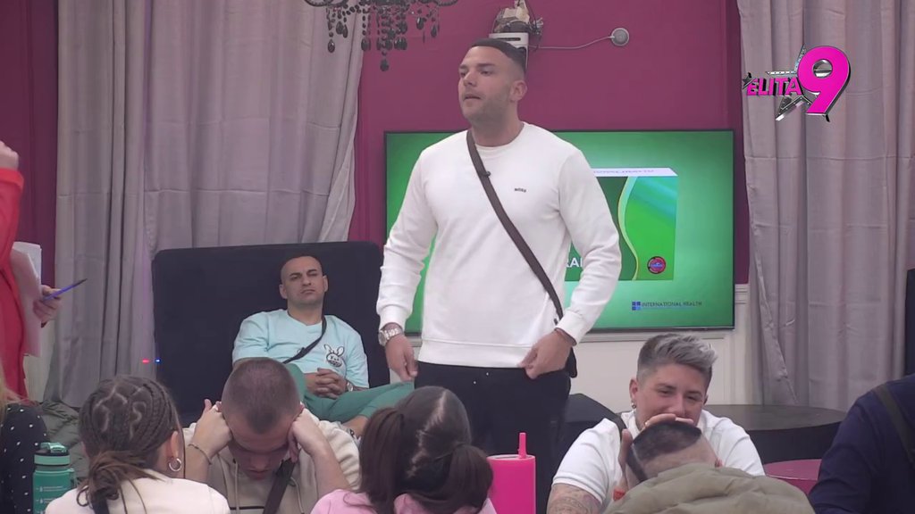 Zvučiš ljubomorno: Kačavenda pokušala da obrne sukob sa Janjušem u svoju korist, Anđelo je vratio na fabrička (VIDEO)