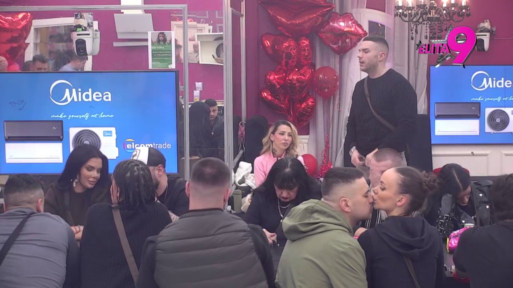 Suva kontradiktornost! Anđelo umalo zaplakao ponovo zbog mame, a i dalje hoće da ispriča sve o Anitinom majčinstvu Aleksejevom ocu (VIDEO)