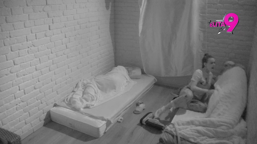 Ništa joj više neće promaći: Anita ovim potezom priznala koliko strahuje od pomirenja Aneli i Luke, uzela stvar u svoje ruke (VIDEO)