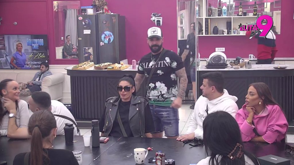 JEDNA ZA ZABAVU, DRUGA ZA DRUŽENJE! Filip PONOVO ponizio svoje utorak devojke! (VIDEO)