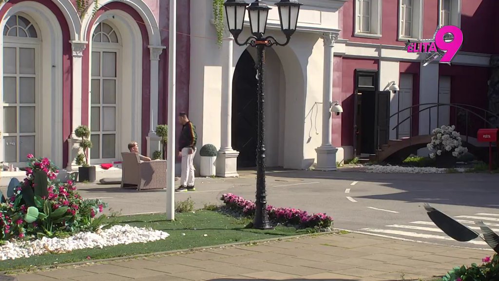 Slepče jedan, mnogo sam lud, OPROSTI SE OD SVOJIH STVARI! Bora ponovo počeo da provocira Uroša, ovaj mu uzvratio DUPLOM MEROM! (VIDEO)