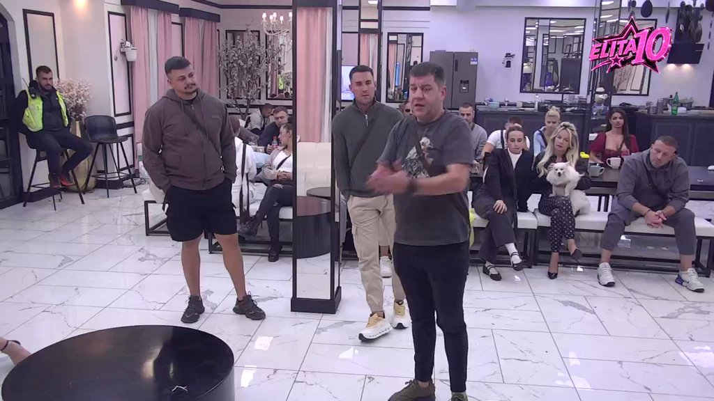 Sumnja raste iz sekunde u sekund! Mateja se naprasno setio da se video JOŠ JEDNOM sa Sandrom, pa se spetljao (VIDEO)