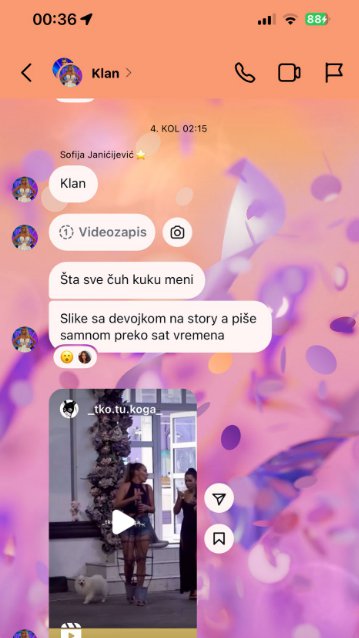DOKAZ CRNO NA BELO: Sofija se ipak hvalila Kačavendinom klanu da je Karić muva! Pogledajte kako ga je ismevala što se slika sa devojkom, a njoj piše (FOTO)