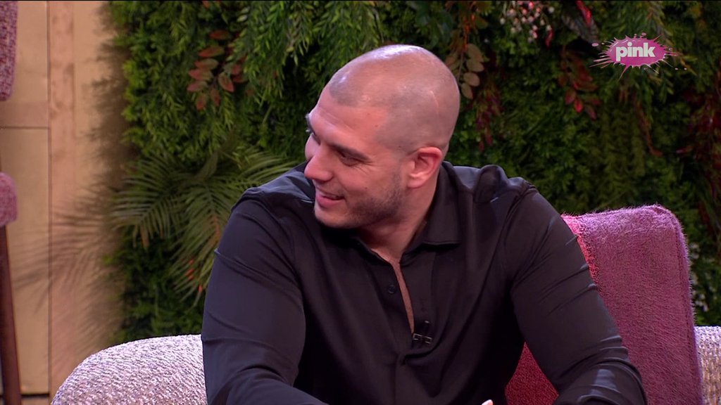 Kažu da sve radim zbog para... Dejan Dragojević progovorio o prelasku u ISLAM, pa otkrio da nikad ne bi promenio veru, a onda jednom izjavom nasmejao sve!