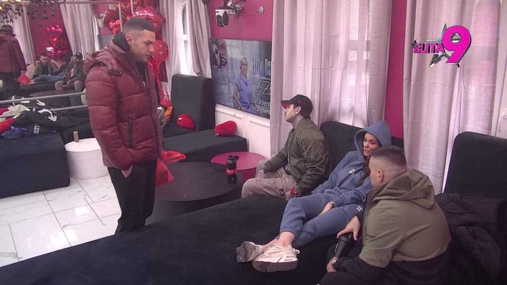 Nema života u meni, otišla bih od tebe DA SAM U MOGUĆNOSTI! Teodora i Bebica u još jednoj MARATONSKOJ SVAĐI, Anđelo im udelio savete! (VIDEO)