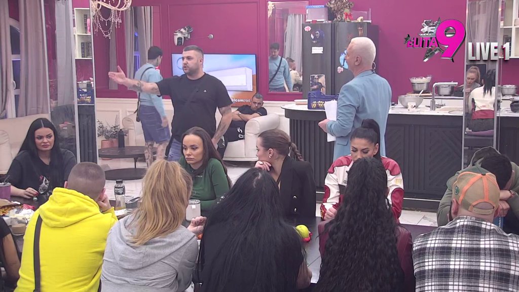 ON NIJE MUŠKARAC: Asmin ne prestaje da kanali Filipa dok brani Majino dostojanstvo, Đukić pokušao da se opere pa potonuo još dublje u mulj! (VIDEO)