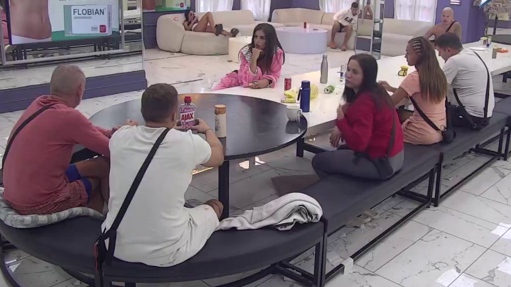 Karić otkrio pravo lice Sofi Tkačenko: Izdao je kad se najmanje nadala, svi su mislili da je naivna kao što se predstavlja! (VIDEO)